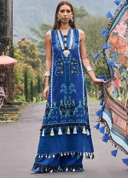 Zoha Lawn by Ansab Jahangir 24